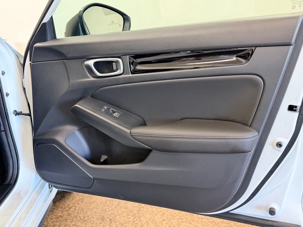 Used 2023 Honda Civic EX-L image 18