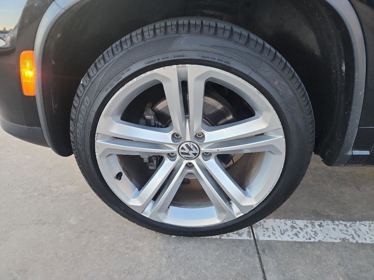 Used 2014 Volkswagen Tiguan R-Line image 21