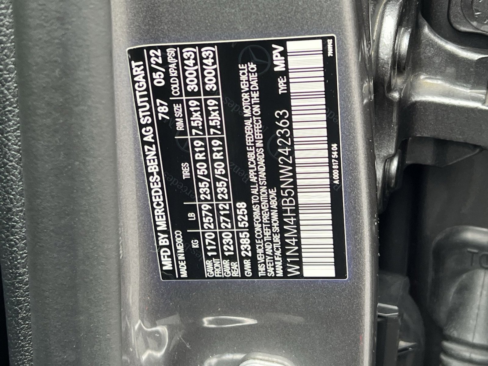 Certified 2022 Mercedes-Benz GLB 250 4MATIC image 37