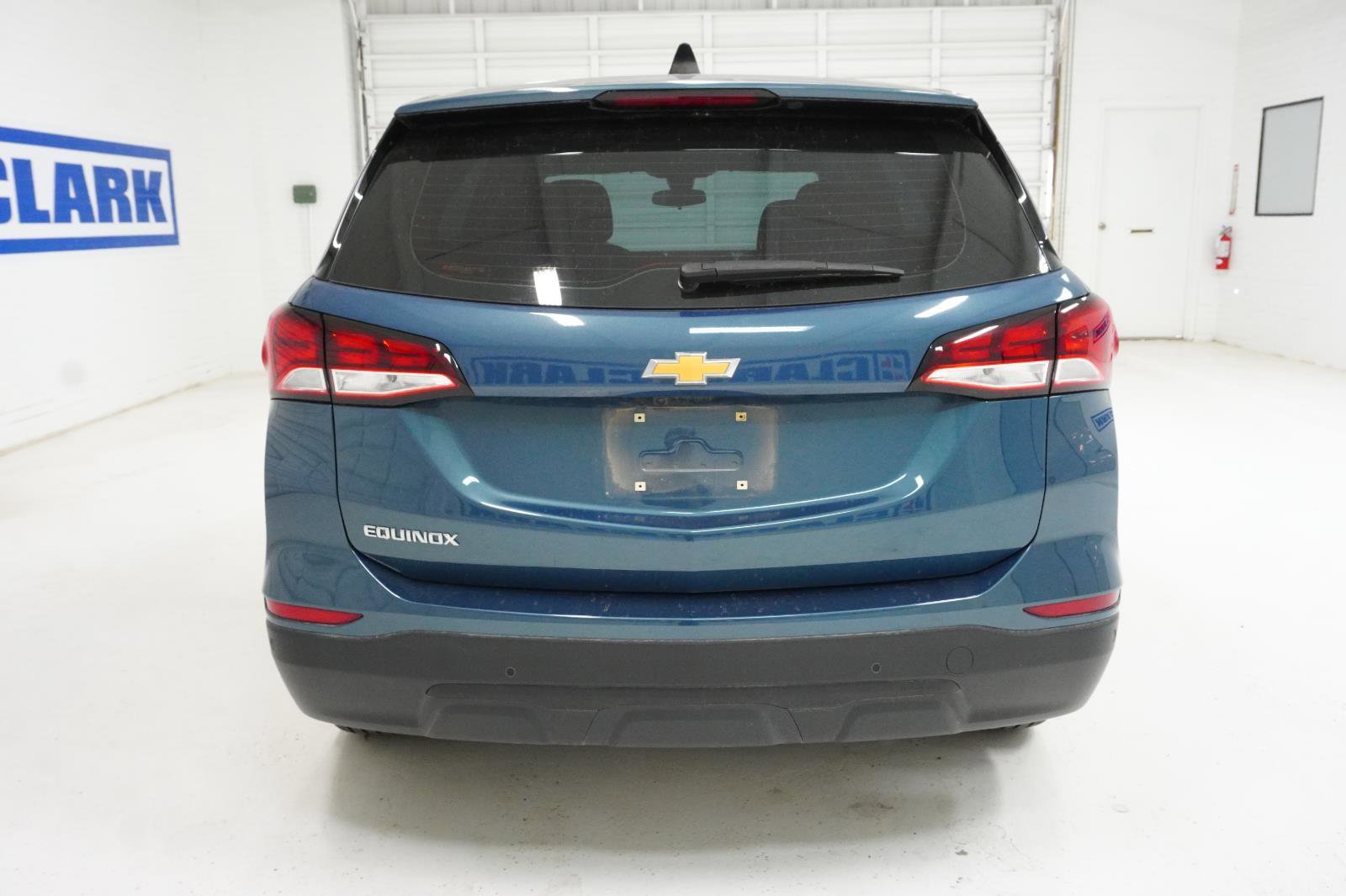 Used 2024 Chevrolet Equinox LS w/ Driver Confidence II Package image 6