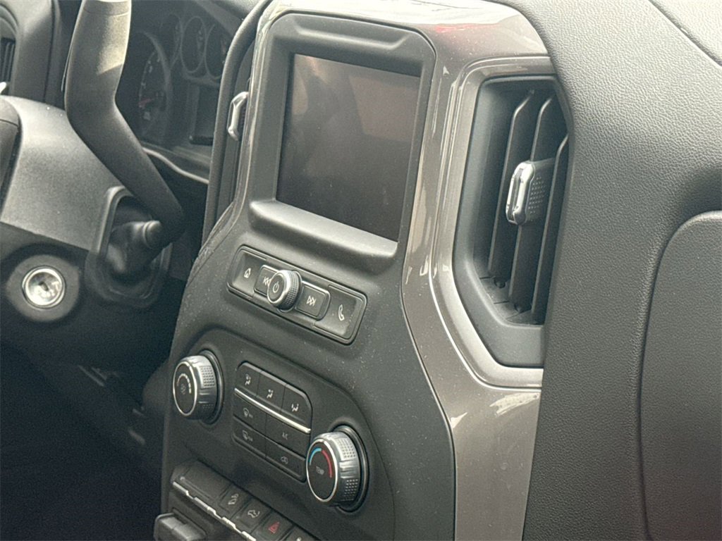 Used 2020 Chevrolet Silverado 1500 Custom Trail Boss w/ Custom Convenience Package image 14