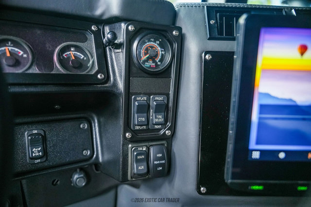 Used 2003 HUMMER H1 4-Door Open Top image 42