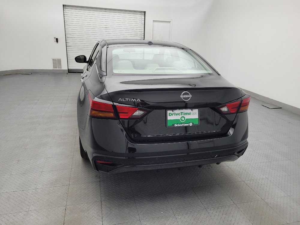 Used 2025 Nissan Altima 2.5 SV FWD image 6