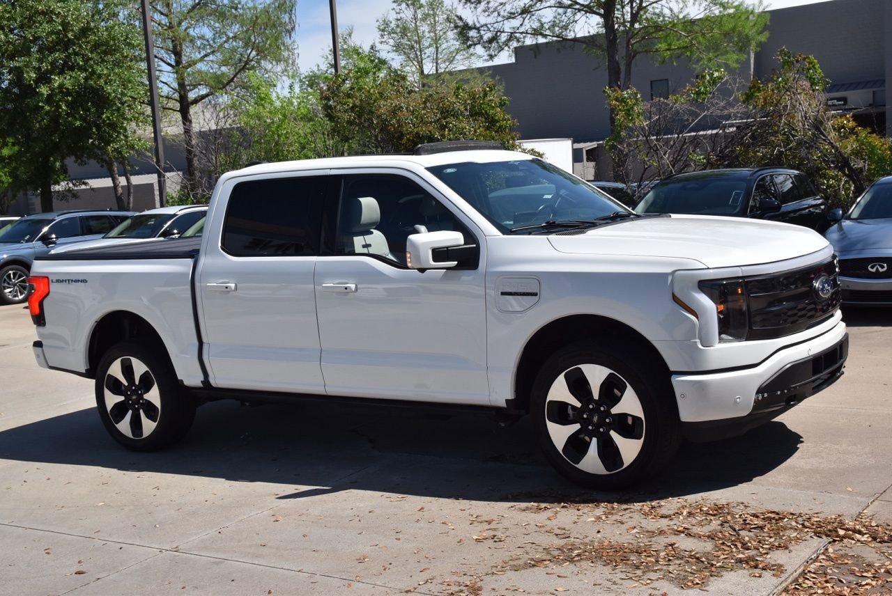 Certified 2023 Ford F150 Lightning Platinum image 5