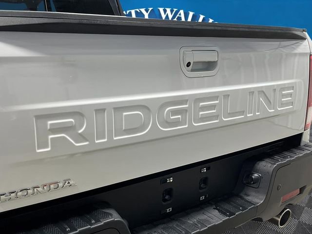 New 2026 Honda Ridgeline Black Edition image 9