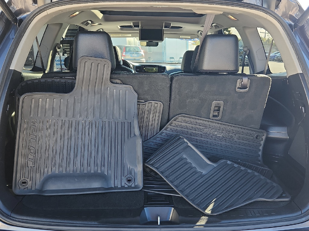 Used 2019 Honda Pilot Elite image 25