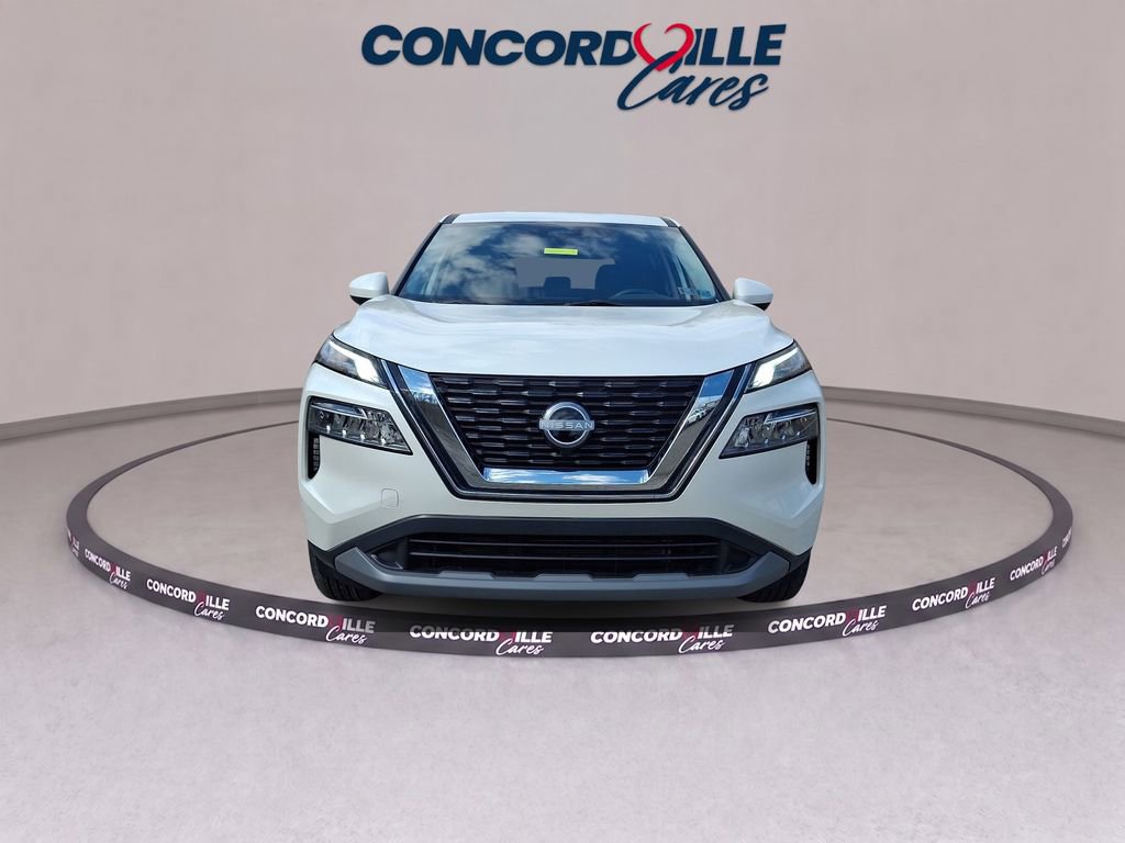 Certified 2023 Nissan Rogue SV AWD/4WD image 3