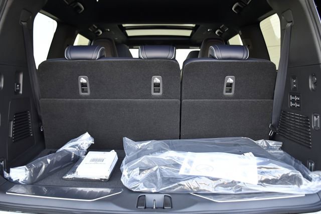 New 2026 INFINITI QX80 4WD w/ Sport Exterior Package image 39