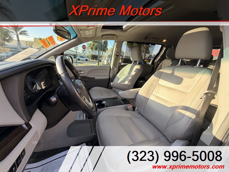 Used 2015 Toyota Sienna XLE w/ XLE Navigation Package FWD image 19