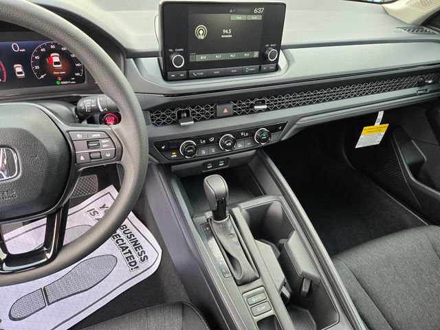 New 2025 Honda Accord SE image 19