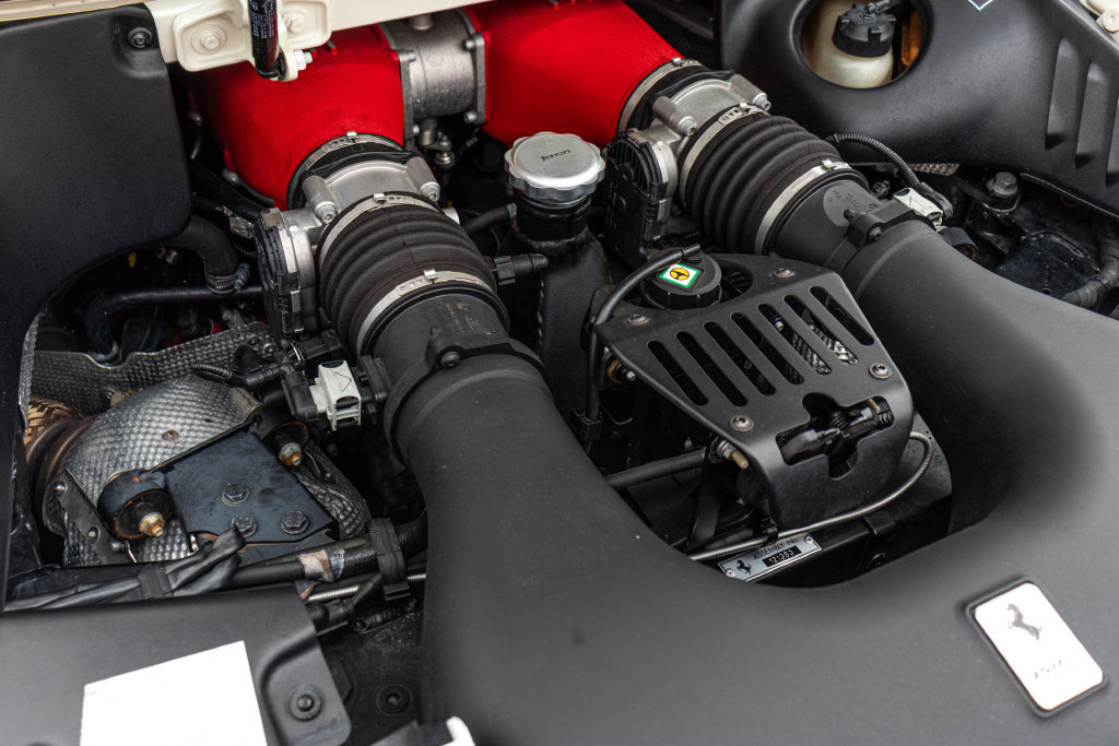 Used 2014 Ferrari 458 Spider RWD image 56