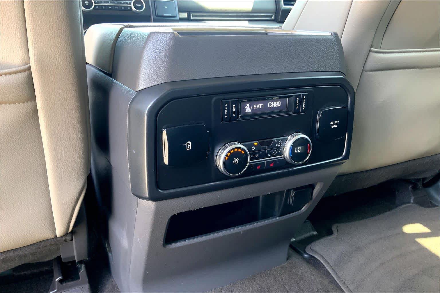 Used 2019 Ford Expedition Limited w/ Equipment Group 302A RWD image 33