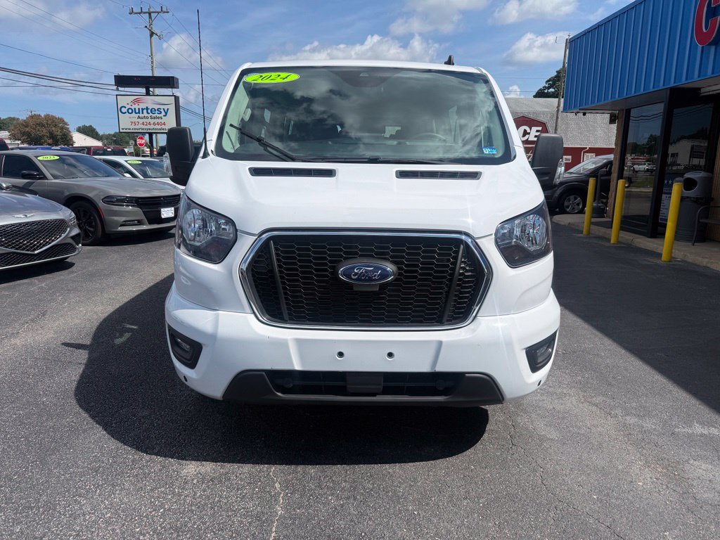 Used 2024 Ford Transit 350 XLT RWD image 7