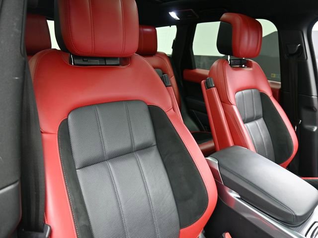 Used 2020 Land Rover Range Rover Sport HST image 28