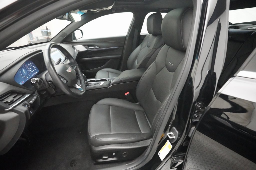 Used 2023 Cadillac CT4 Premium Luxury image 7