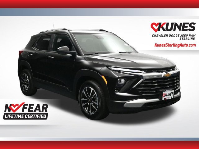 Used 2025 Chevrolet TrailBlazer LT FWD image 1