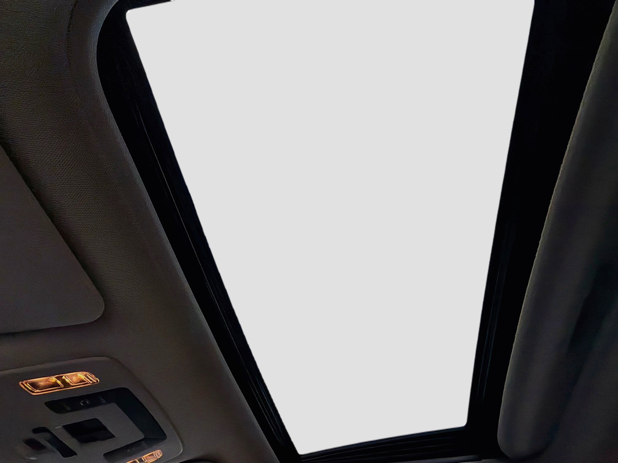 Used 2025 Toyota Sienna XLE FWD image 19