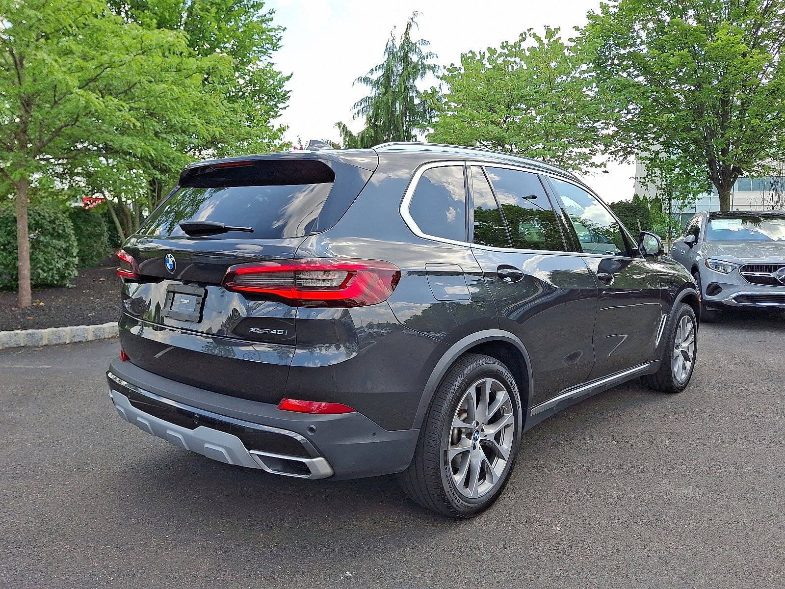 Used 2022 BMW X5 xDrive40i w/ Premium Package image 6