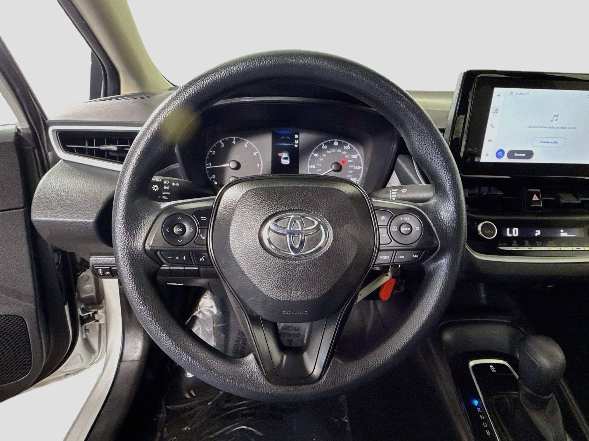Used 2024 Toyota Corolla LE FWD image 13