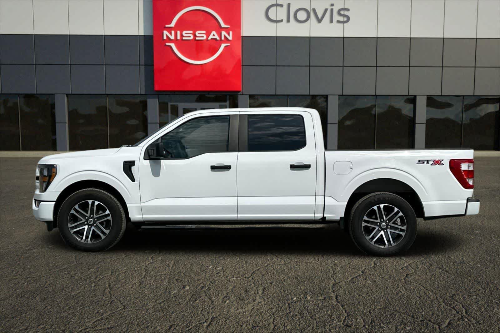 Used 2023 Ford F150 XL w/ STX Appearance Package RWD image 6