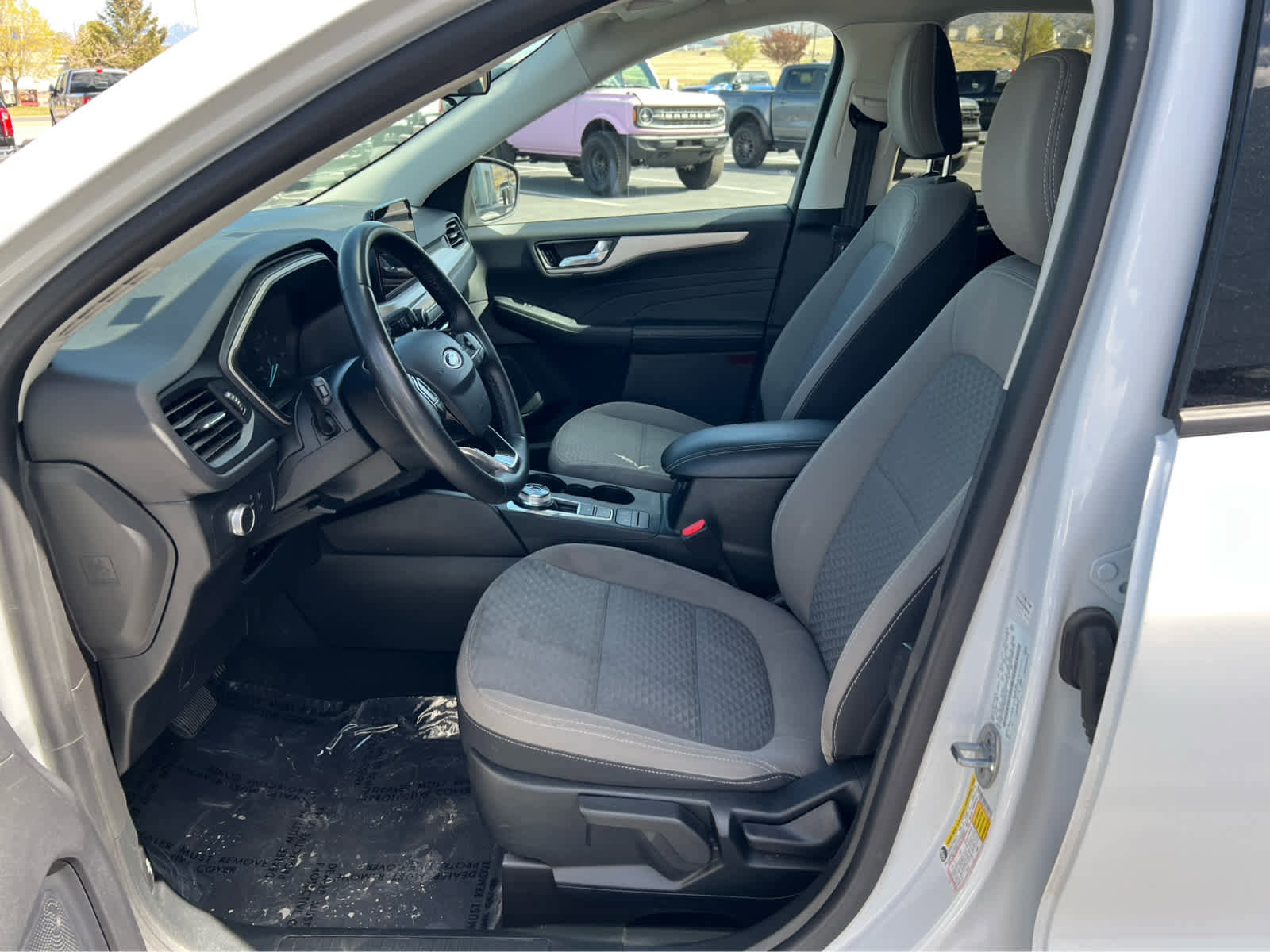 Used 2021 Ford Escape SE w/ Cold Weather Package image 27