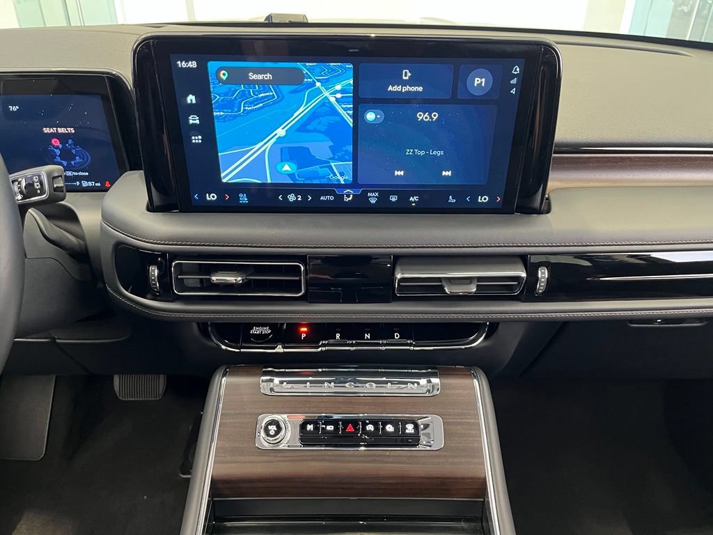 Used 2026 Lincoln Aviator Reserve AWD/4WD image 37