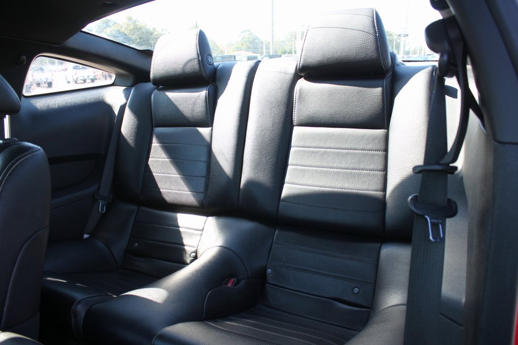 Used 2011 Ford Mustang Premium image 6