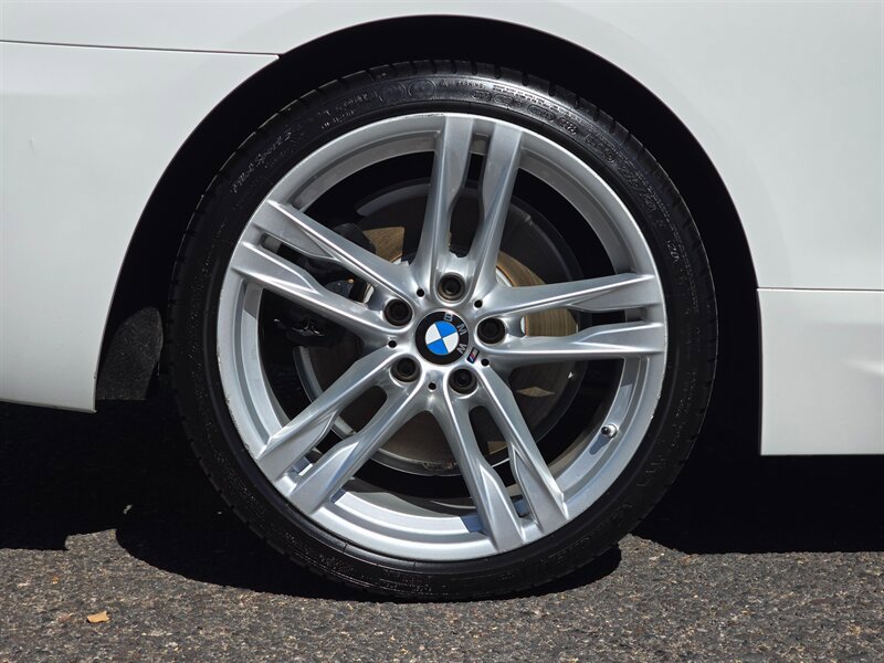 Used 2015 BMW 640i Convertible RWD image 34