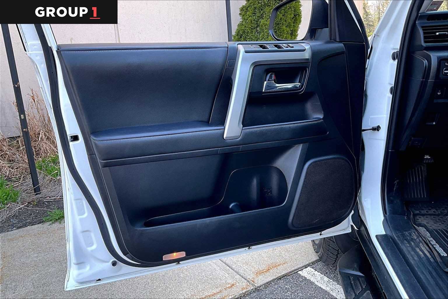 Used 2020 Toyota 4Runner SR5 Premium w/ Moonroof Package AWD/4WD image 22