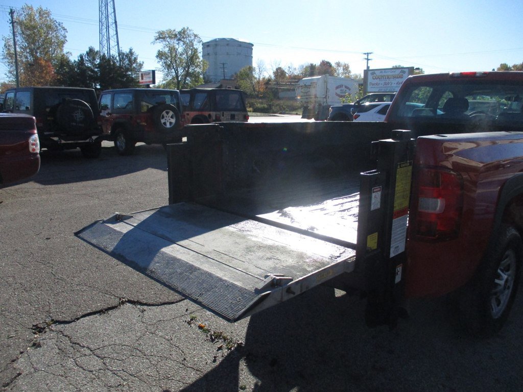 Used 2013 Chevrolet Silverado 3500 W/T image 5