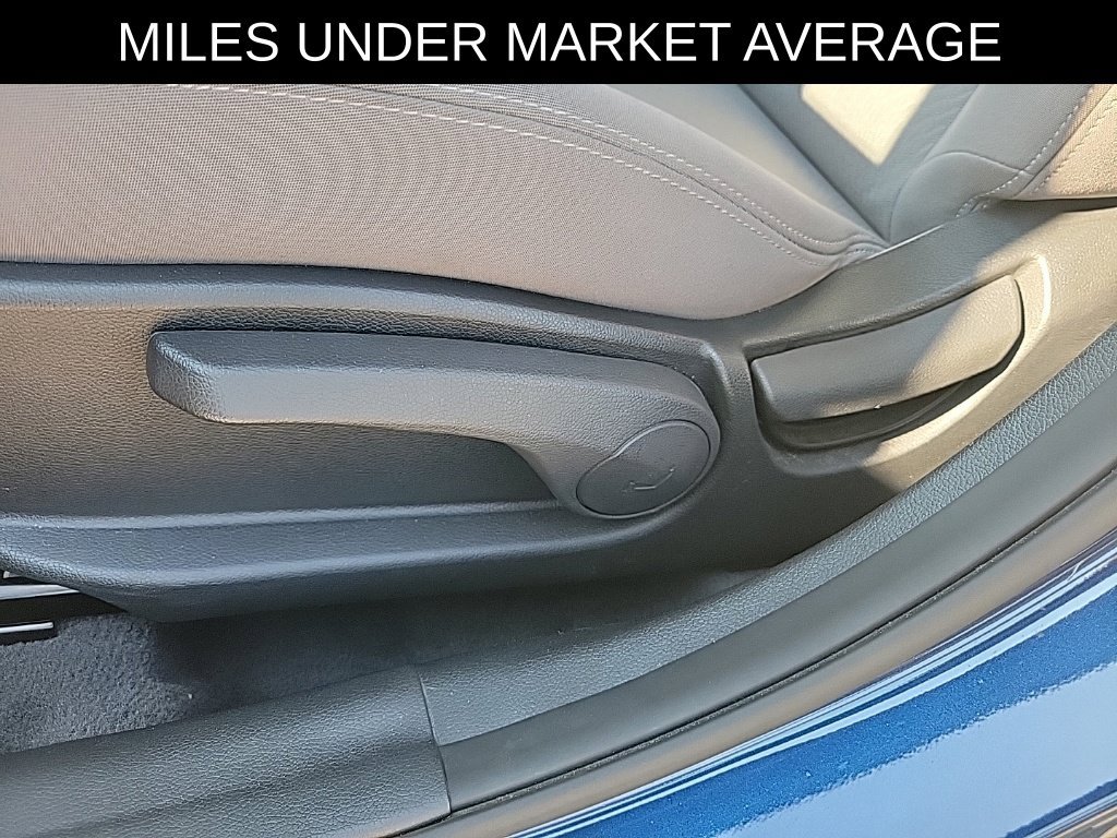 Used 2016 Hyundai Elantra SE FWD image 13