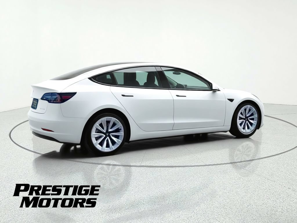 Used 2022 Tesla Model 3 Long Range AWD/4WD image 8