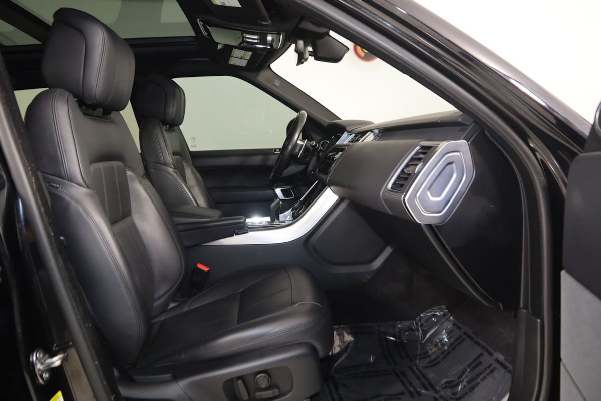 Used 2019 Land Rover Range Rover Sport Supercharged AWD/4WD image 13