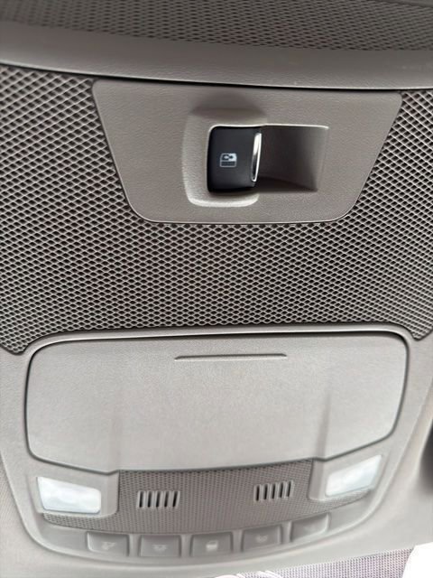 Used 2016 Ford F150 XLT w/ Equipment Group 302A Luxury image 16