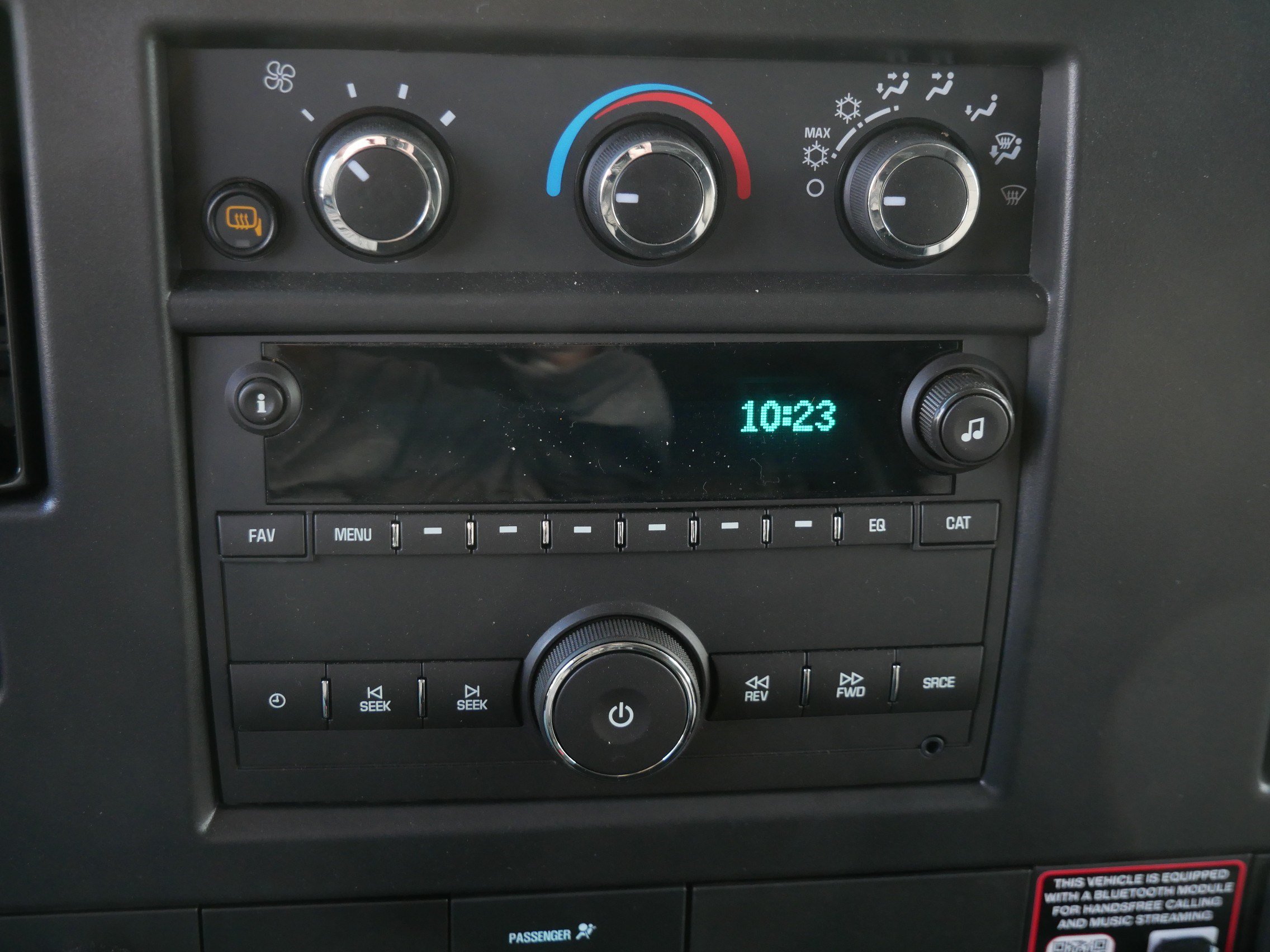 New 2026 Chevrolet Express 3500 Extended w/ Driver Convenience Package RWD image 7