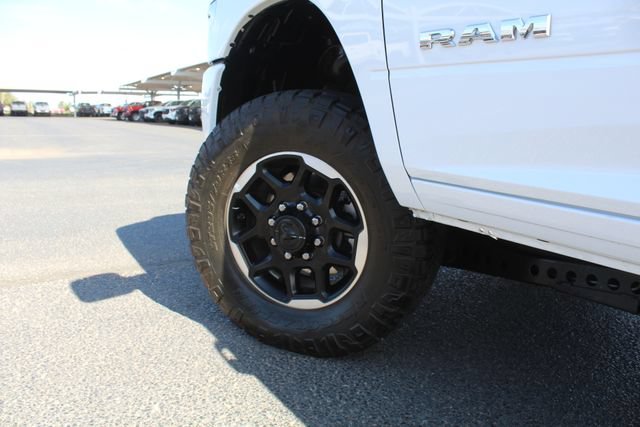 Used 2025 RAM 2500 Laramie AWD/4WD image 12