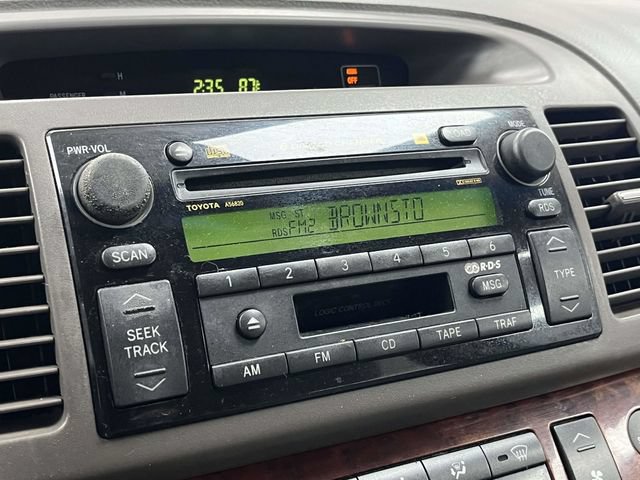 Used 2004 Toyota Camry XLE FWD image 29