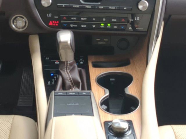 Used 2020 Lexus RX 350L Premium w/ Premium Package image 14