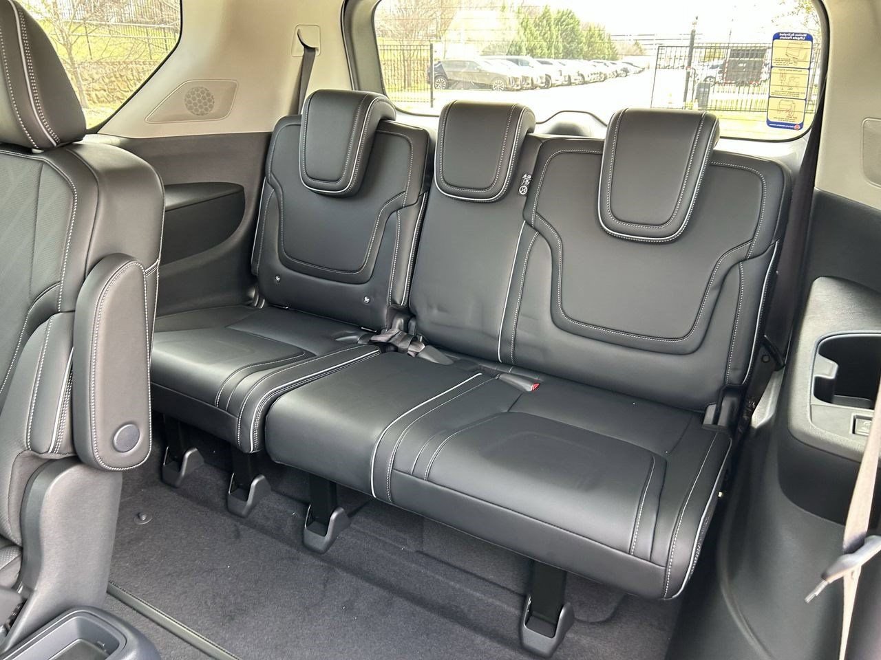 New 2026 INFINITI QX80 Luxe w/ Cargo Package RWD image 25