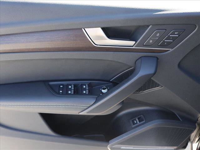 Used 2023 Audi Q5 2.0T Premium Plus AWD/4WD image 11