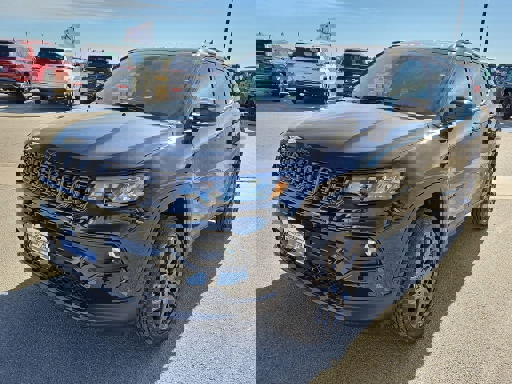 New 2026 Jeep Compass Latitude image 12