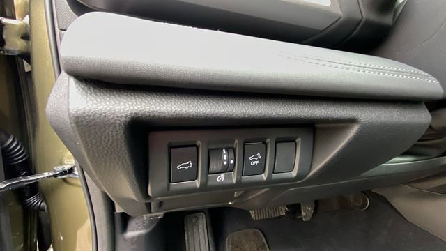 Certified 2025 Subaru Outback Limited image 22