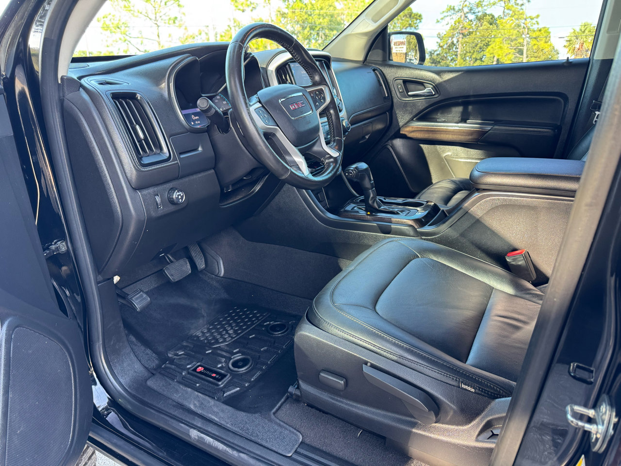 Used 2020 GMC Canyon SLE w/ Trailering Package image 11