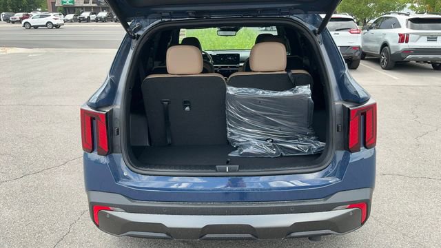 Certified 2025 Kia Sorento SX Prestige w/ Olive Brown Leather Package image 21