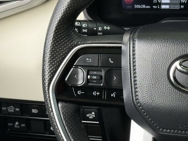 Used 2023 Toyota Tundra Capstone AWD/4WD image 13