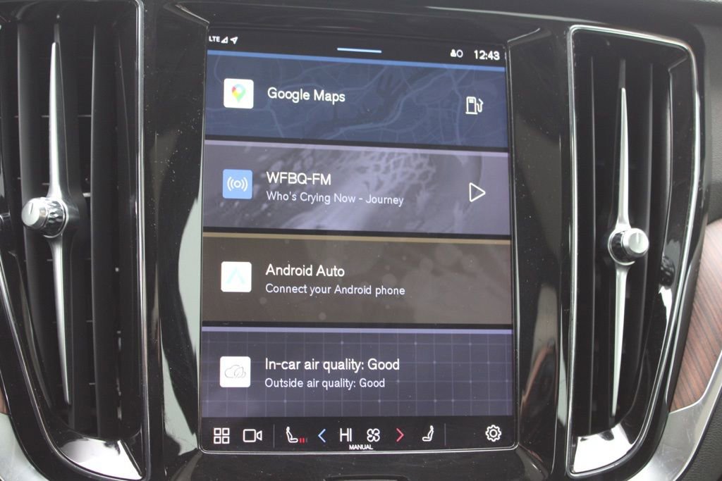 Used 2024 Volvo S60 B5 Plus image 35