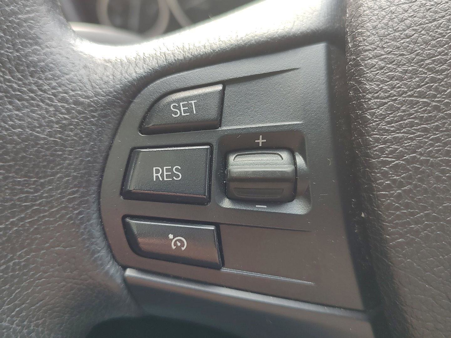 Used 2016 BMW 320i xDrive Sedan image 11