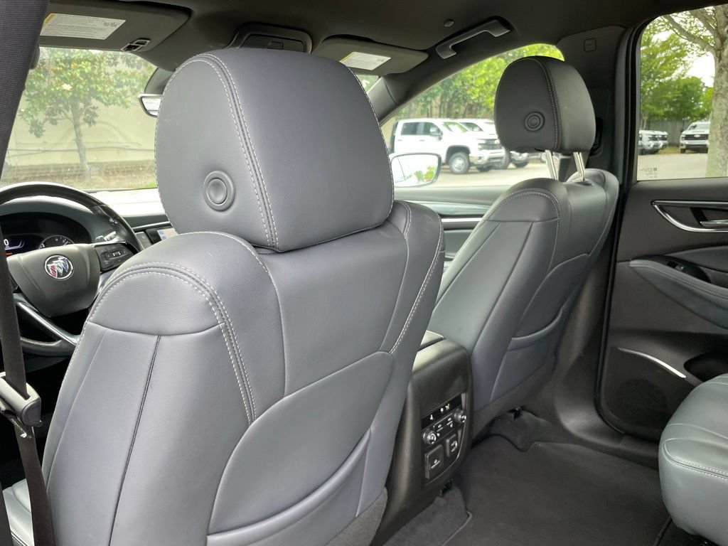 Used 2024 Buick Enclave Premium AWD/4WD image 26