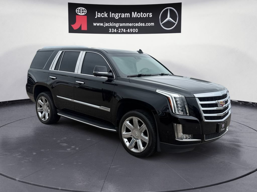 Used 2018 Cadillac Escalade Luxury RWD image 7