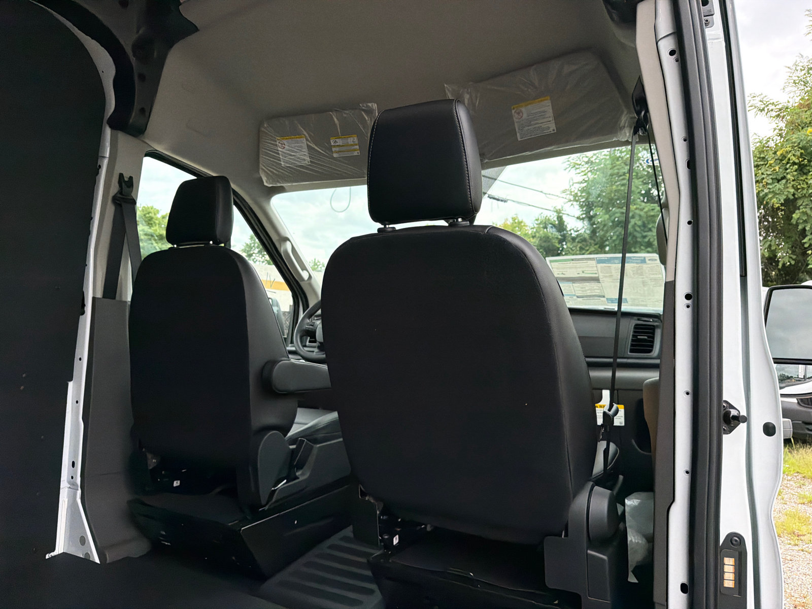 New 2026 Ford Transit 350 148 Medium Roof AWD w/ Load Area Protection Package image 11
